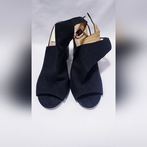 Black high heels with straps